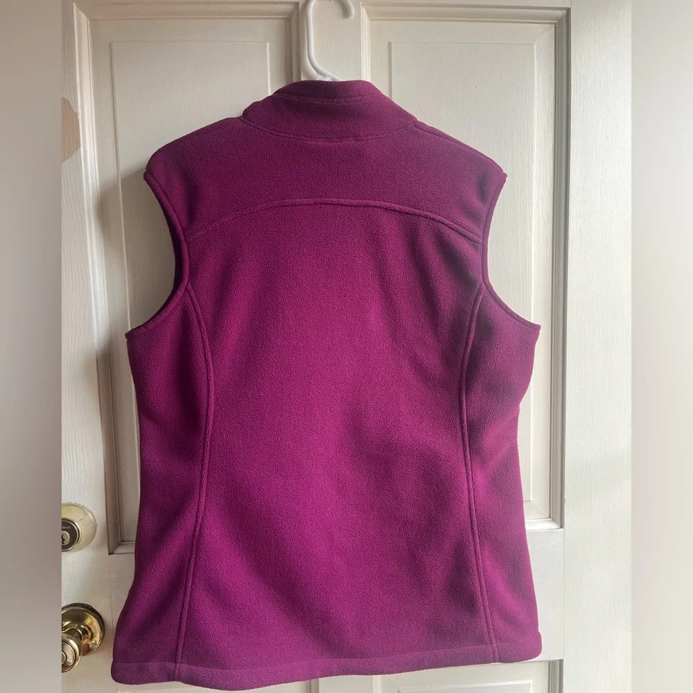 REI Raspberry Fleece Jacket - Picture 3 of 3